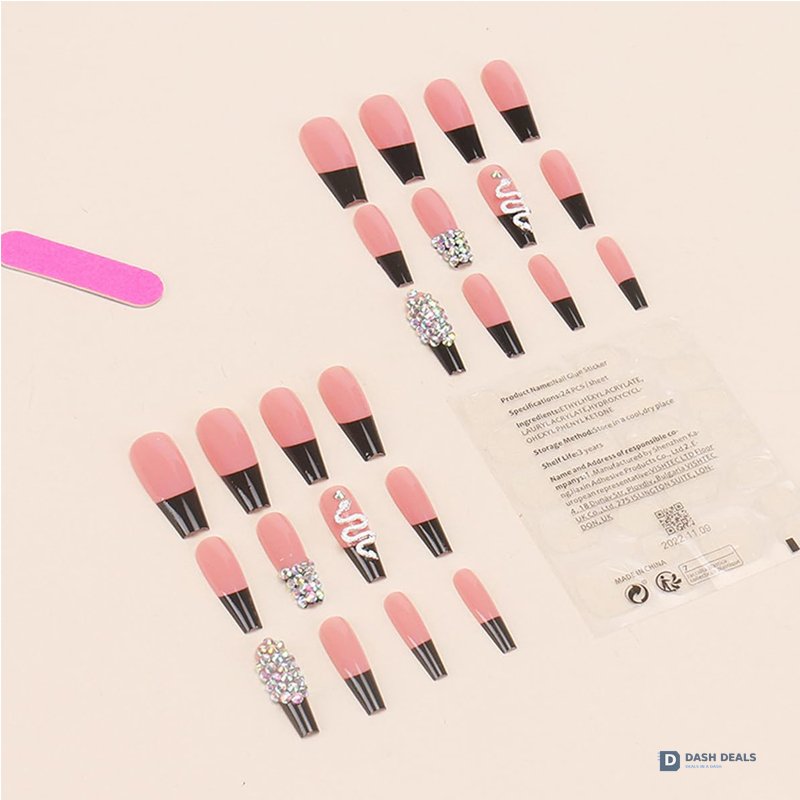 Diamond Snake Press-On Nails 24 PCS — Edgy Bold Nail Art Set, Short Length At-Home Manicure